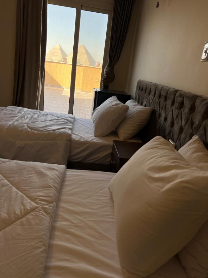 Bedouin Pyramids View Hotel Kafret el-Gabal Екстериор снимка