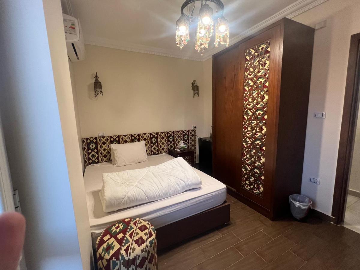 Bedouin Pyramids View Hotel Kafret el-Gabal Екстериор снимка