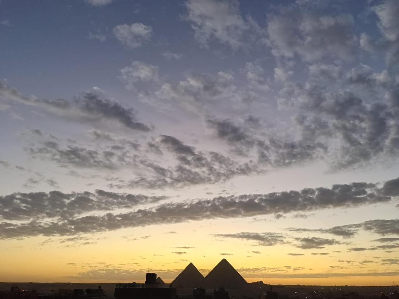 Bedouin Pyramids View Hotel Kafret el-Gabal Екстериор снимка