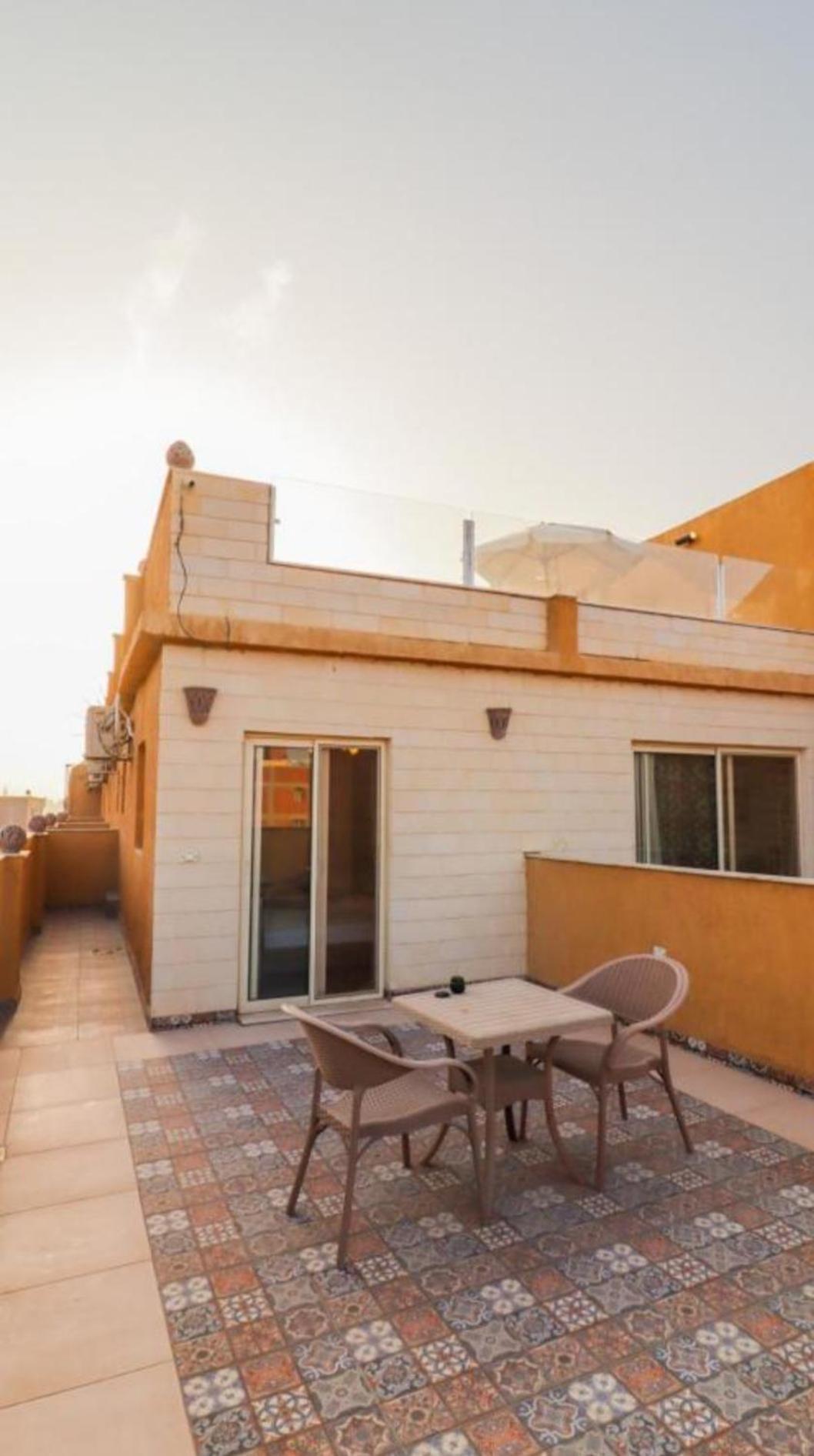 Bedouin Pyramids View Hotel Kafret el-Gabal Екстериор снимка